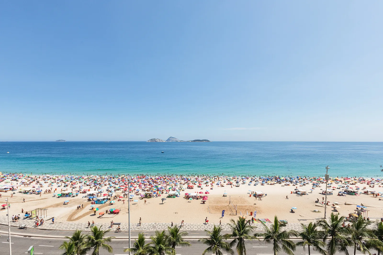 The beach and the Cagarras islands on the horizon